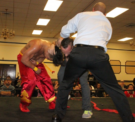 VPW Champion Ricky Reyes takes control over Kevin Tibbs and Kai Katana